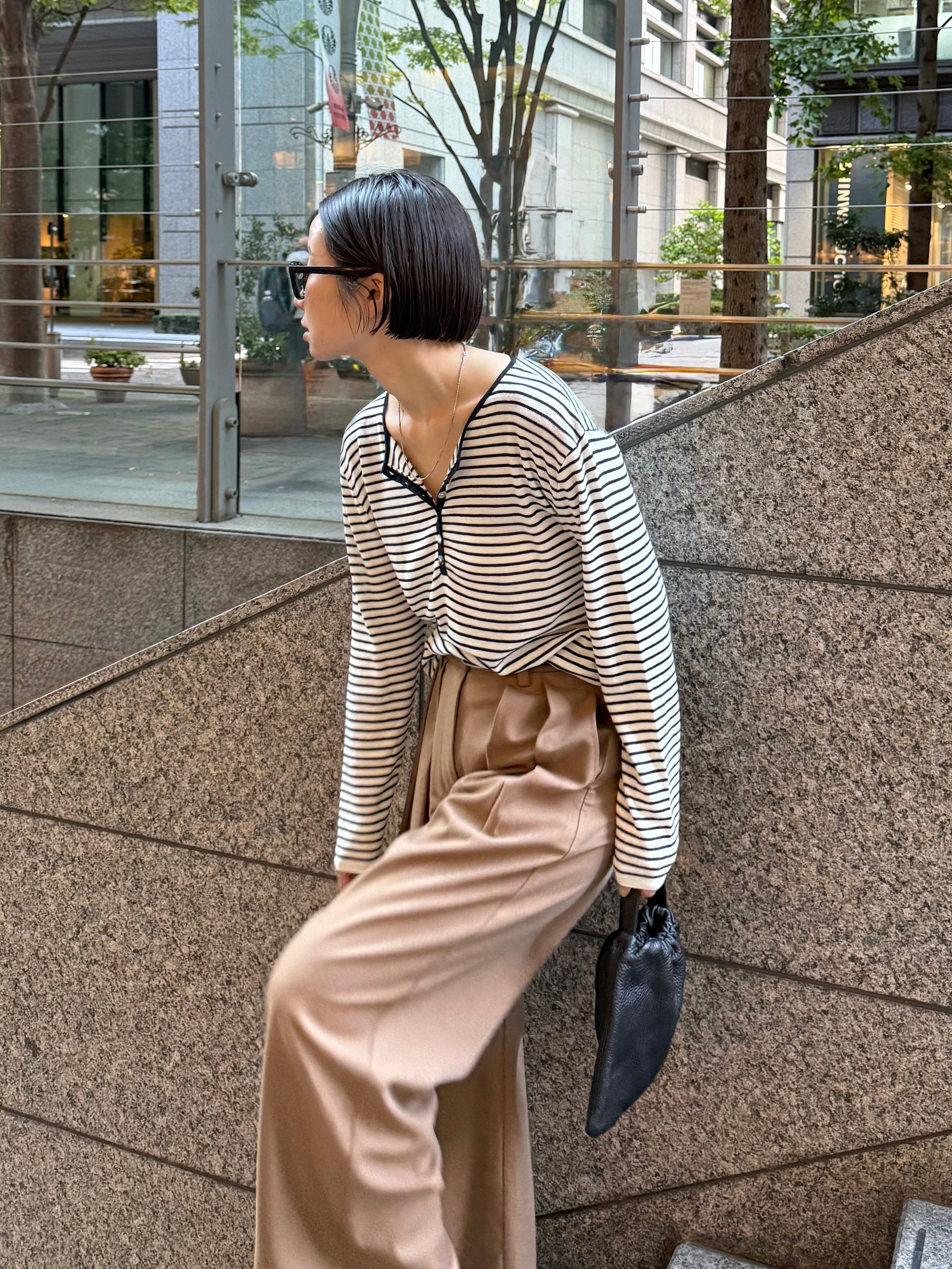 Sheer Henley Neck Knit Tops | Ëongul (ヨングル) official通販