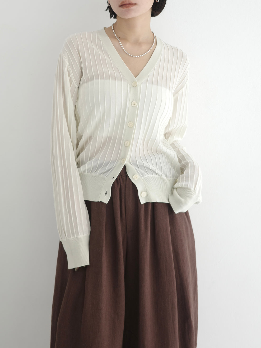 【PRE ORDER】Sheer Rib V Neck Cardi(5月上旬〜5月中旬発送予定)