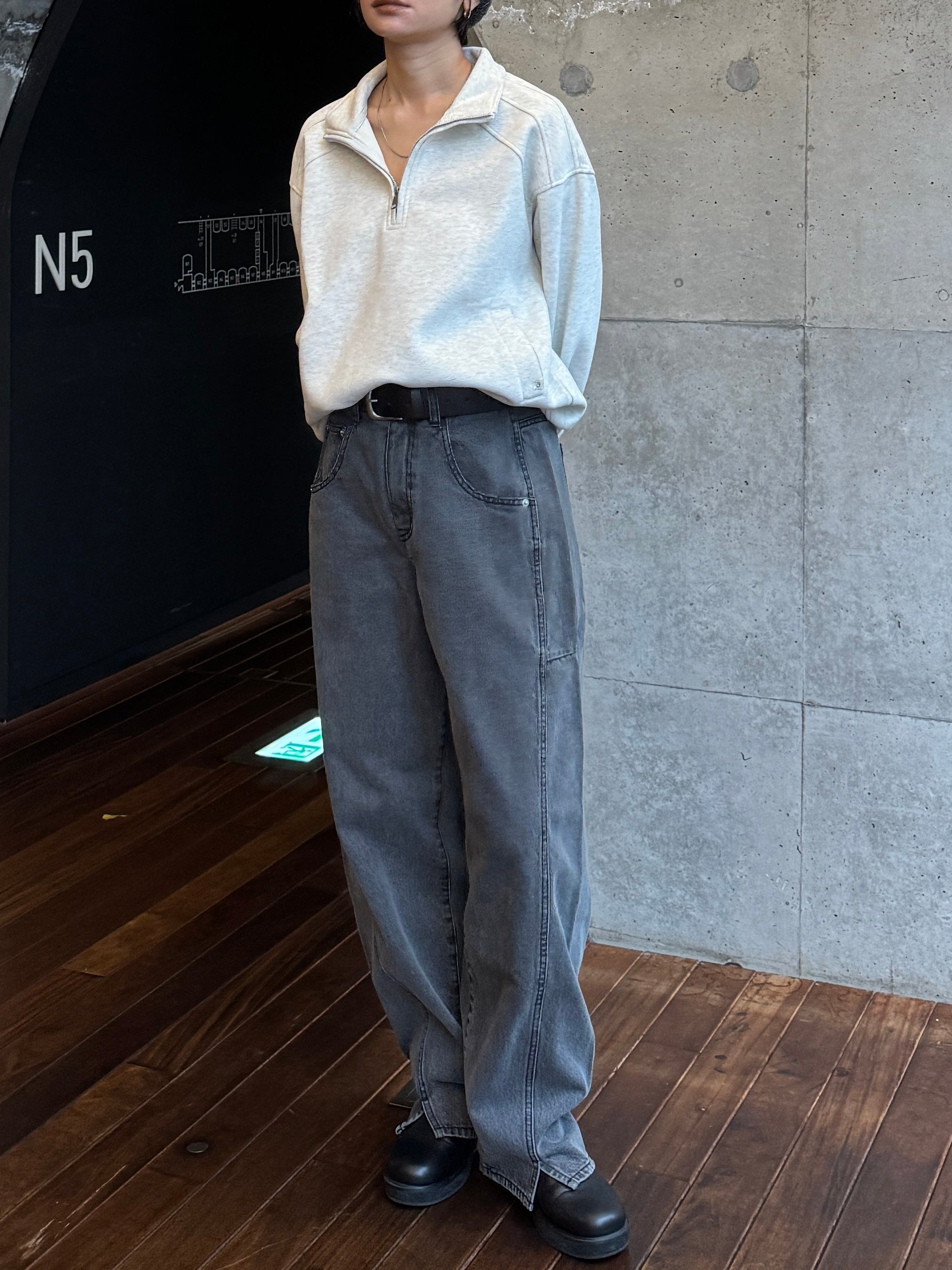 Curvy Denim | Ëongul (ヨングル) official通販サイト – Eongul