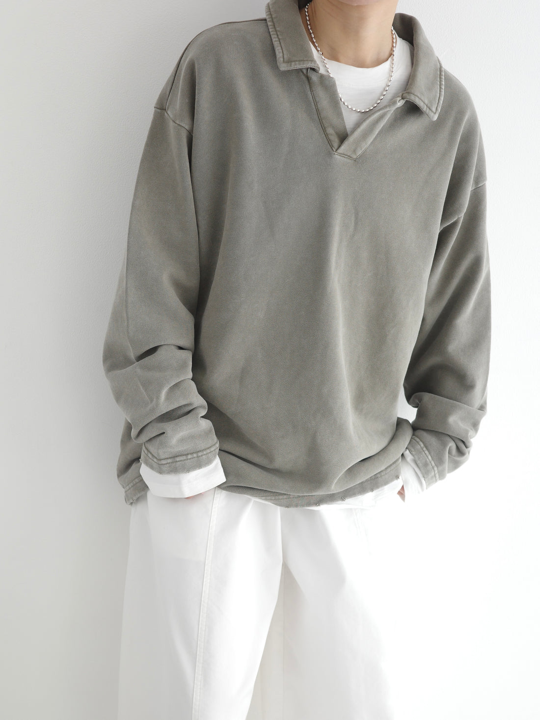 Useful Collared Sweat