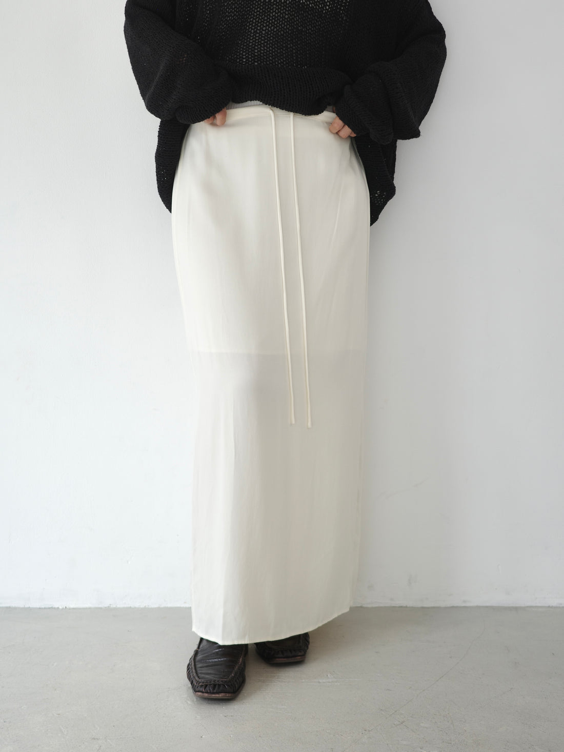 【PRE ORDER】Silky Cupro Blend Skirt（8月下旬〜9月上旬発送予定）