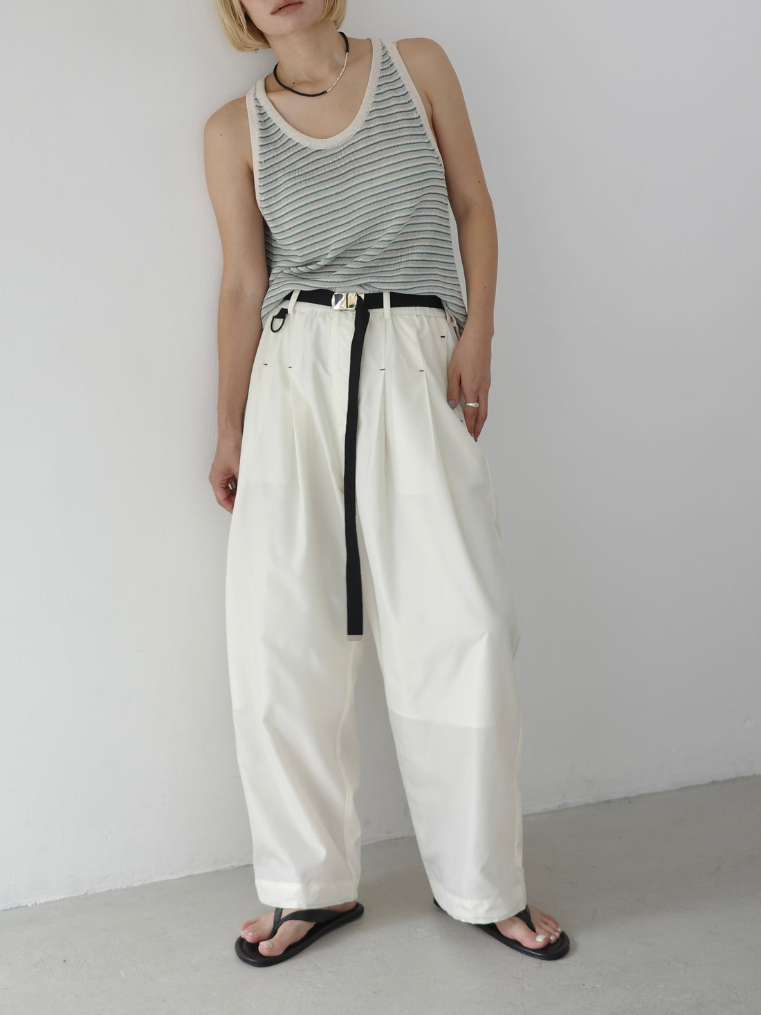 【PRE ORDER】Belted Design Tuck Pants (9月中旬〜9月下旬発送予定)