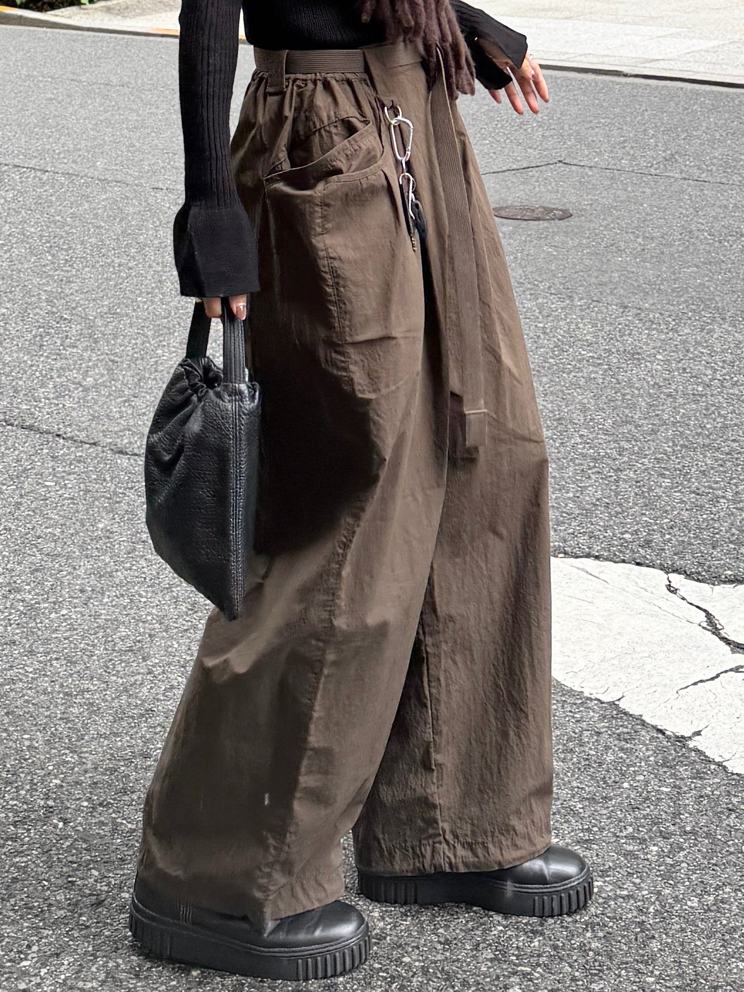 【SKM】Eongul Double Design Nylon Pant Double Pocket Design Nylon Pants | Ëongul (ヨングル) official通販